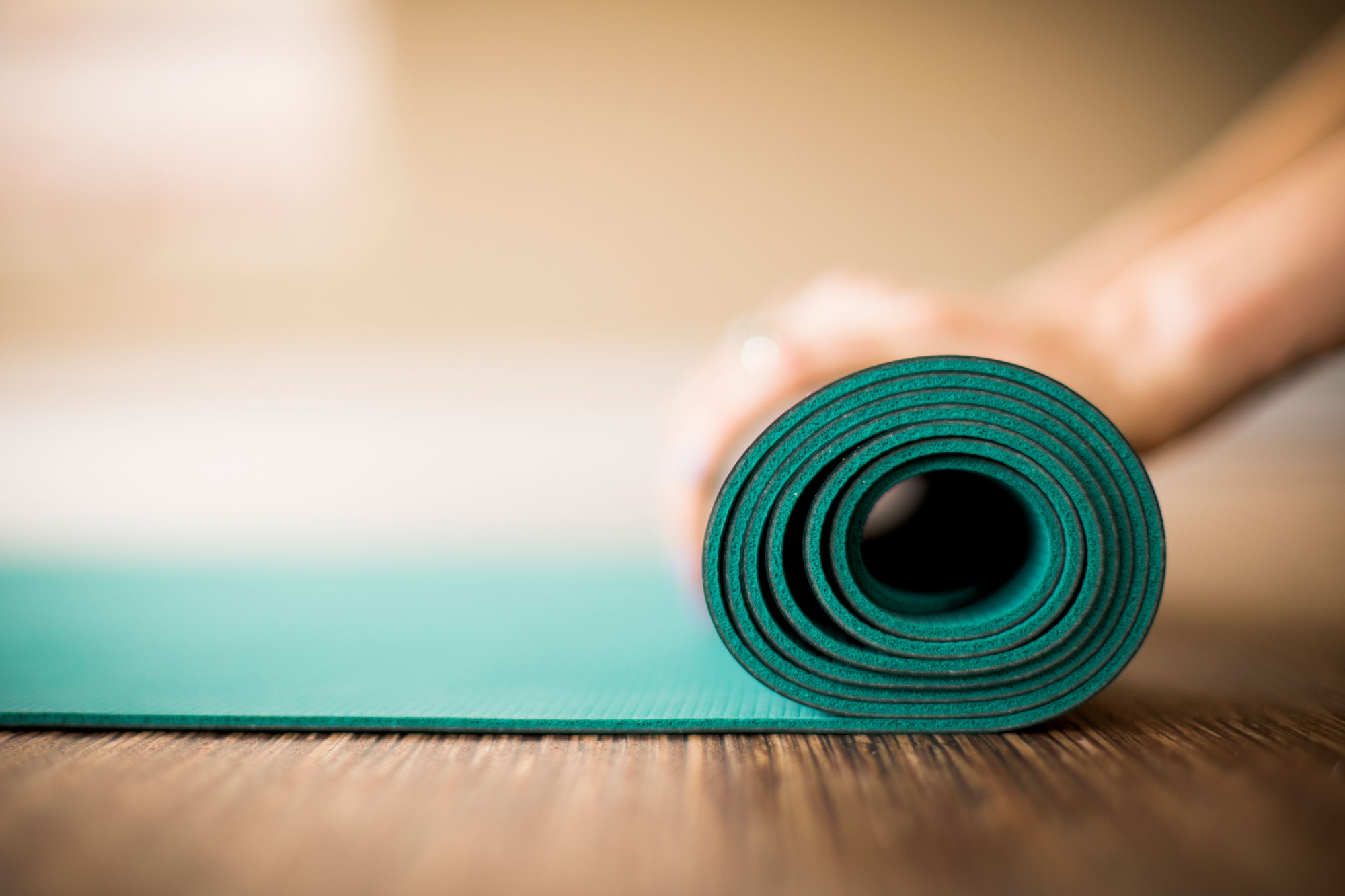 A green yoga carpet.